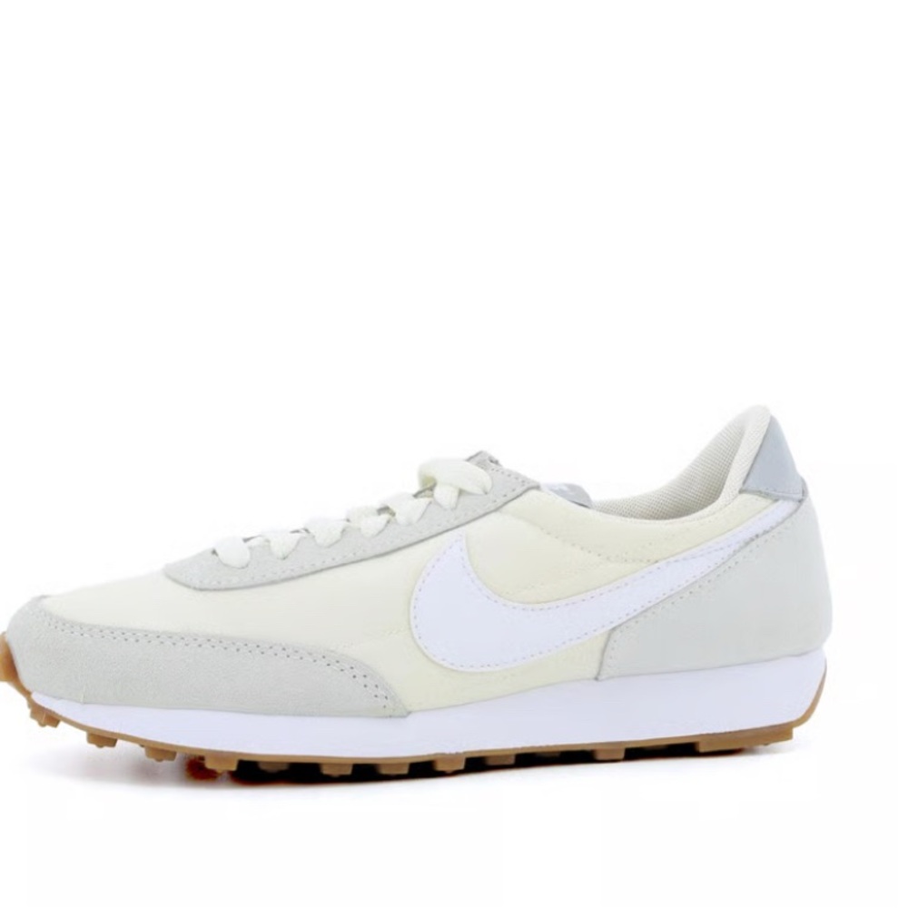Nike Cream Daybreak White Gum Sneakers